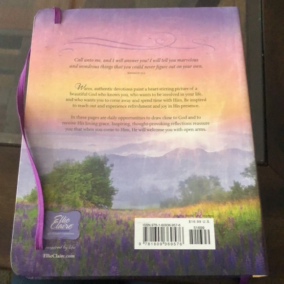 A 365-Day Devotional Journal - Picture 4 of 4